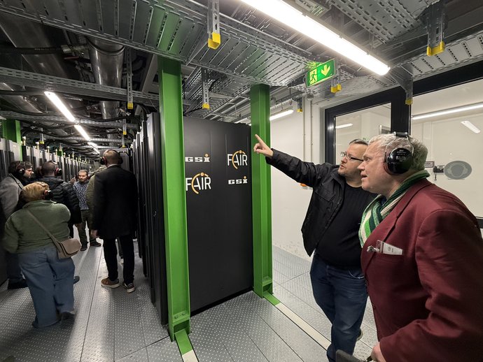 Einblick in die GSI-Rechnersysteme im Rahmen des TdoRZ Einblick in die GSI-Rechnersysteme im Rahmen des TdoRZ