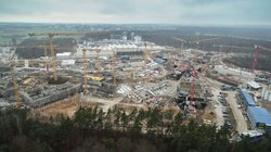 Blick aus Osten auf das FAIR-Baufeld.